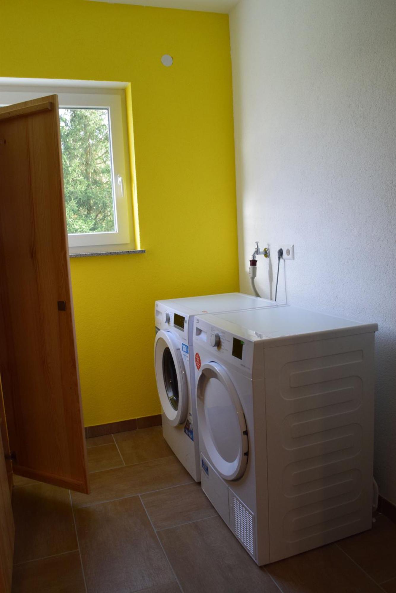 Hunsruecker-Fewo - Die Erlebnishuette - 2 Ferienwohnungen Im Hunsrueck In Unzenberg Gobenhausen Pokój zdjęcie