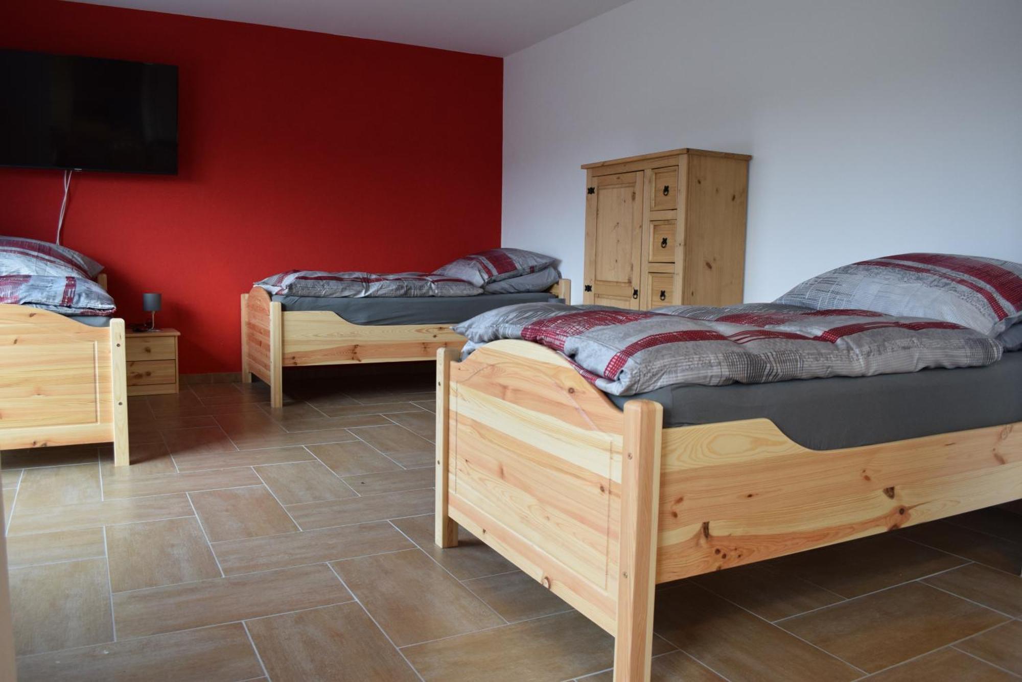 Hunsruecker-Fewo - Die Erlebnishuette - 2 Ferienwohnungen Im Hunsrueck In Unzenberg Gobenhausen Pokój zdjęcie